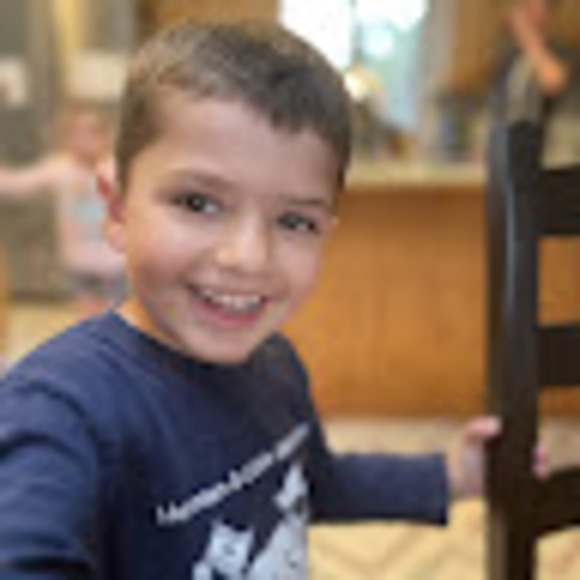 Meet your Posher, David - Picture 1 of 1